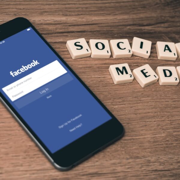 Tech Wellness: Balancing Screen Time and Mental Health