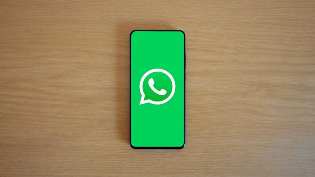 How to share your WhatsApp Status as Facebook Story